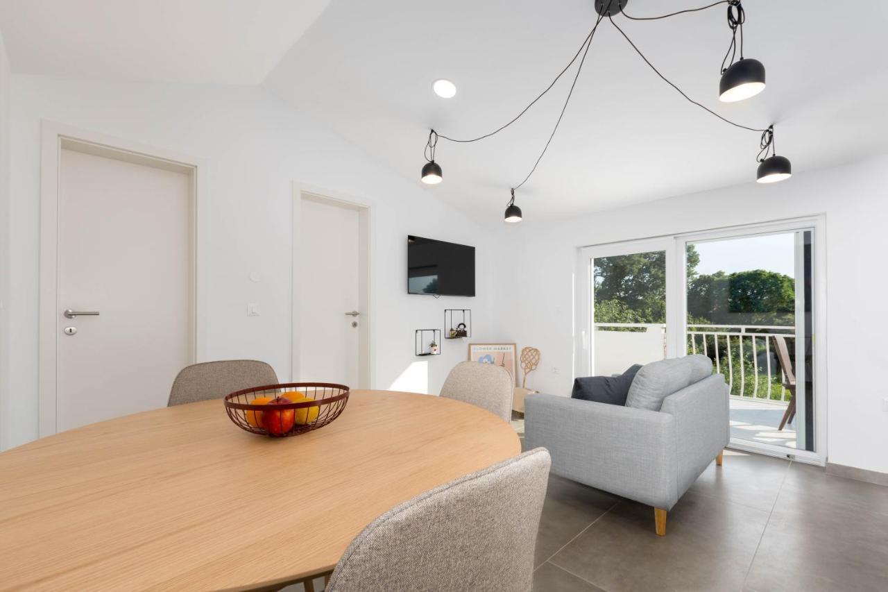 Šišan Apartment Eros מראה חיצוני תמונה